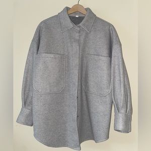 Light Grey Oversized Coat. XS